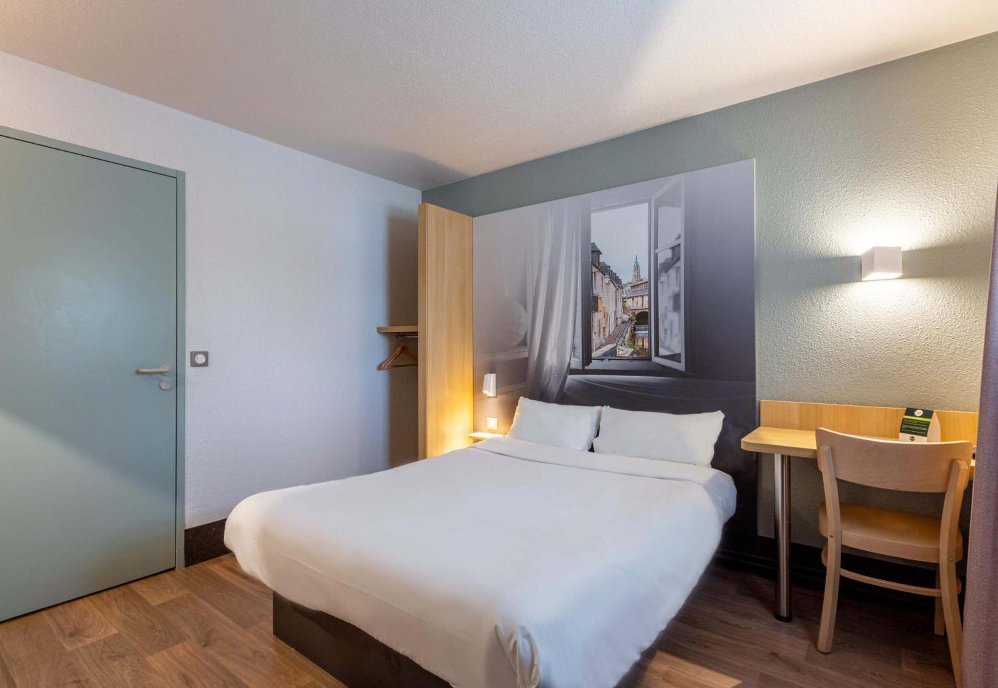 B&B Hotel Chartres Le Forum Le Coudray Eksteriør billede